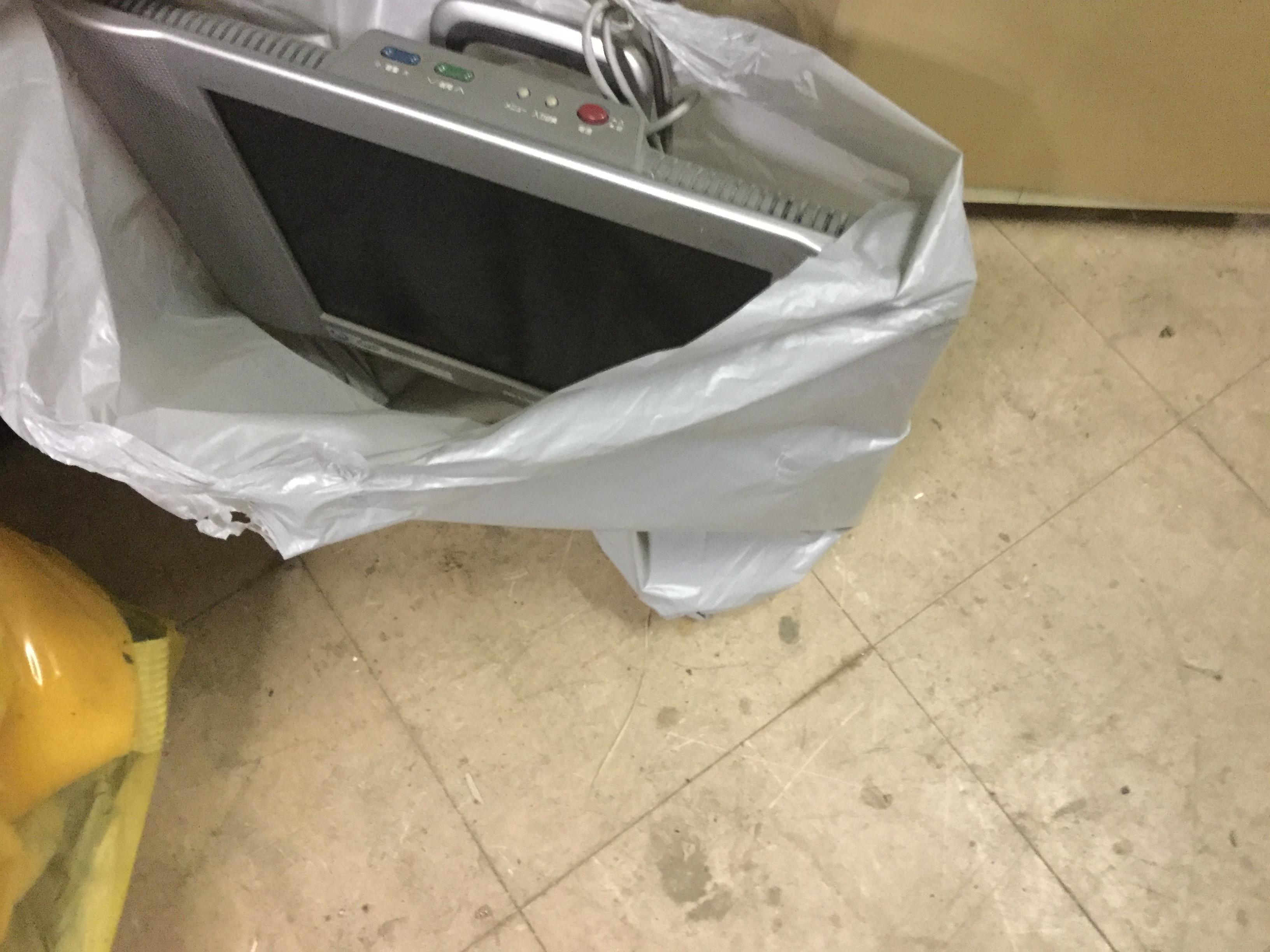 岡山県岡山市東区で不用品回収した液晶テレビ