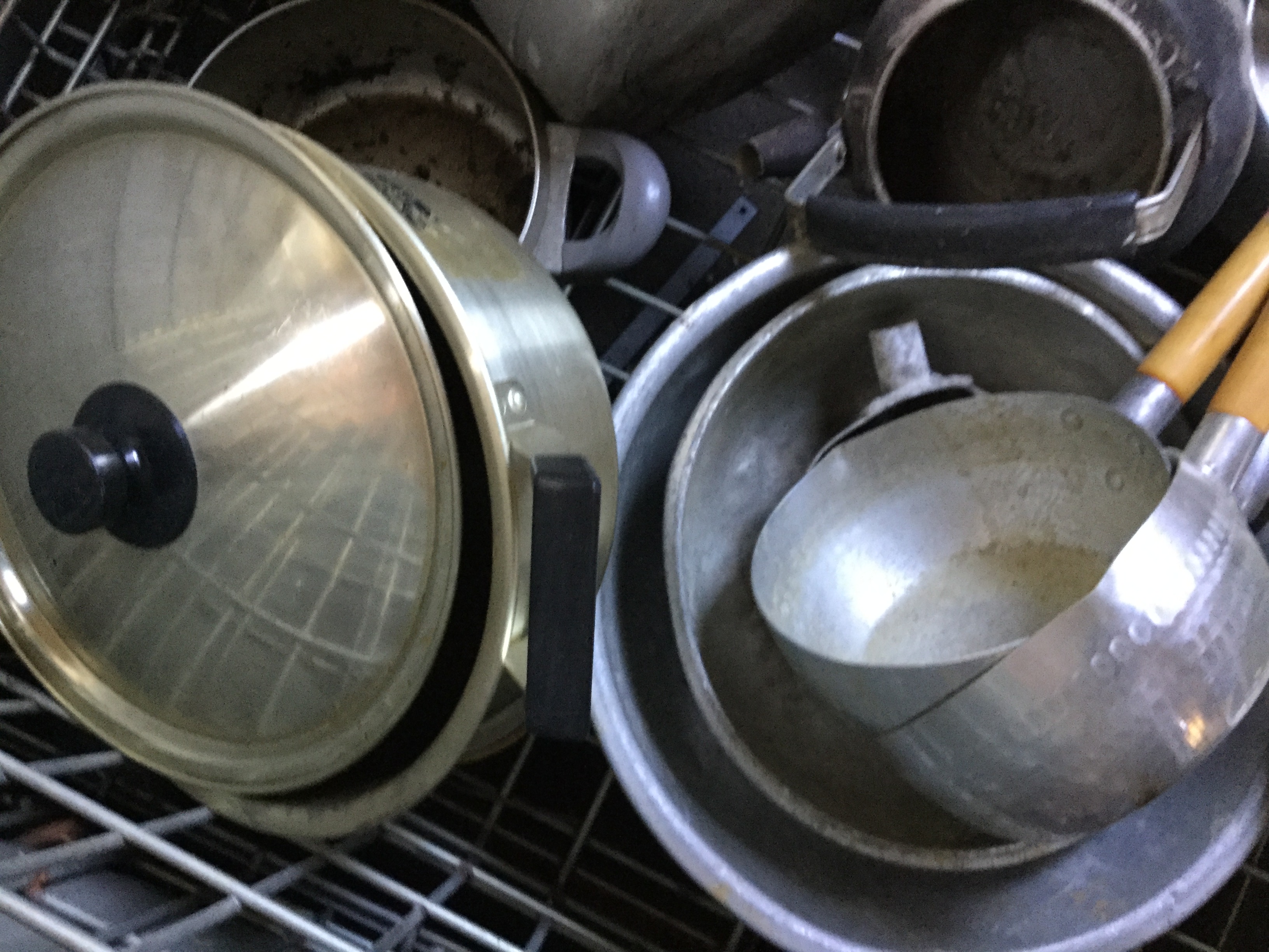 玉野市で不用品回収した鍋類