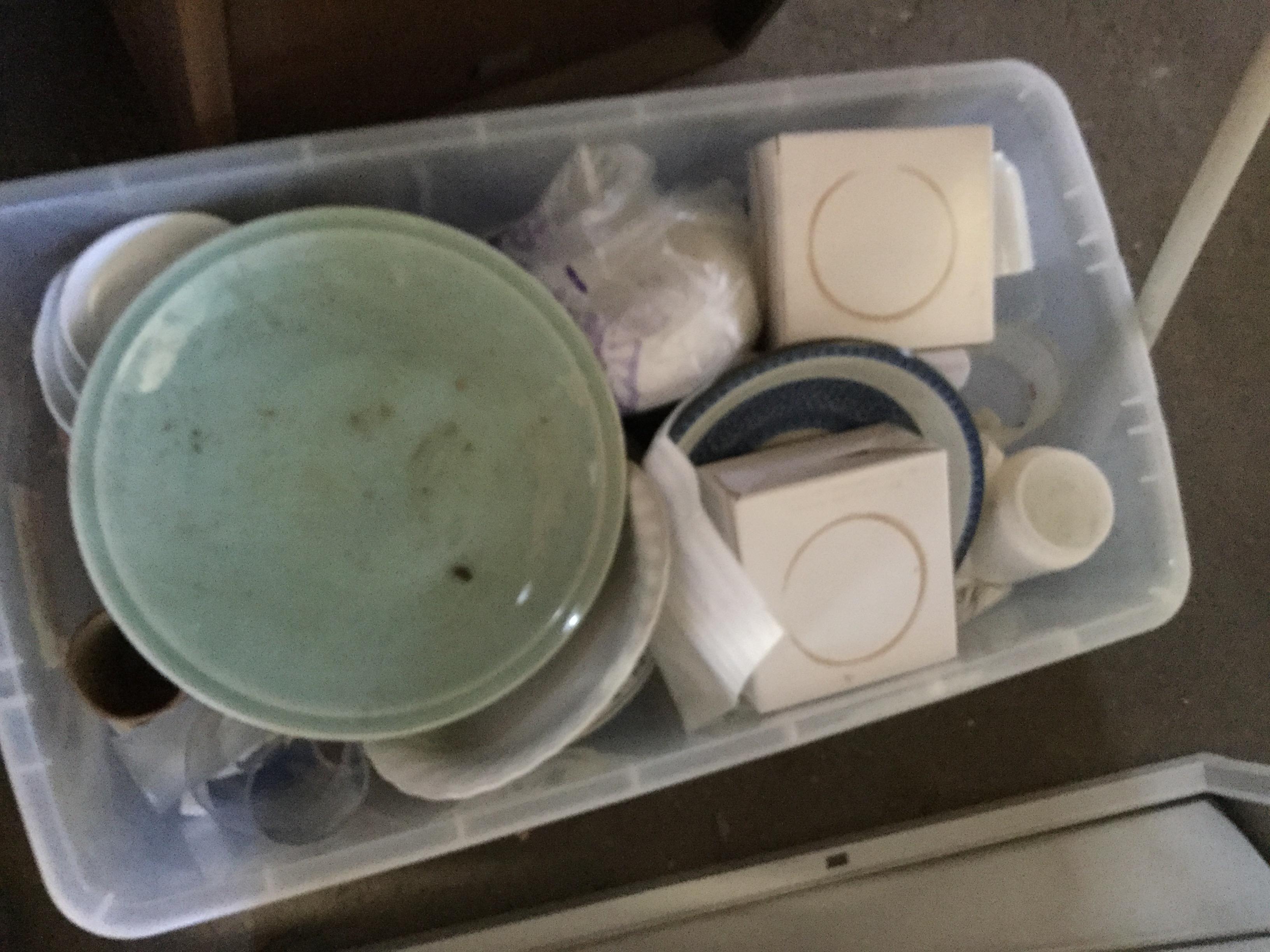 岡山市南区で不用品回収した食器