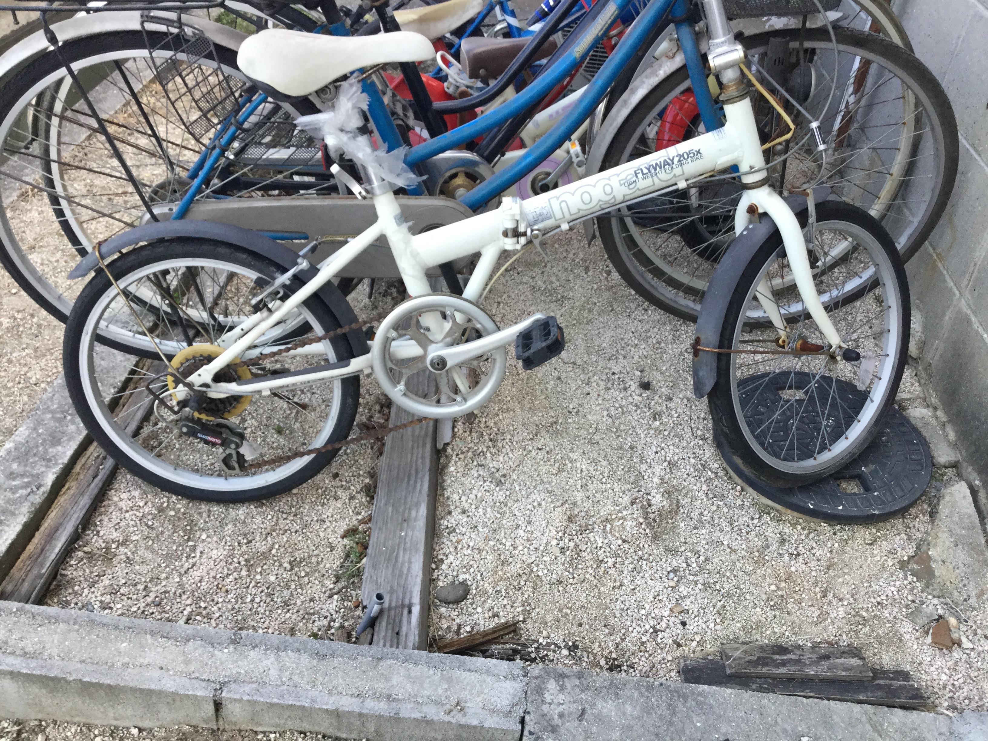 岡山県岡山市中区竹田付近で回収した不用品の自転車です。