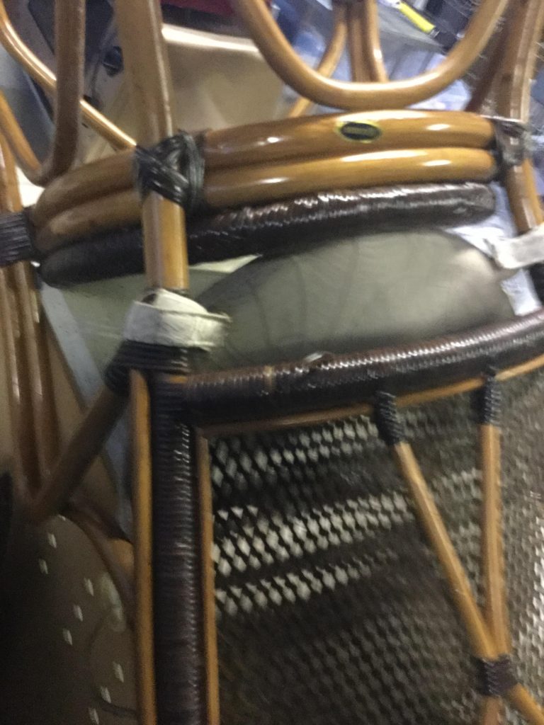 玉野市で不用品の回収をさせて頂いた椅子