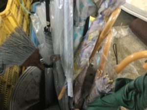 井原市での不用品回収、粗大ゴミの片付け回収した傘