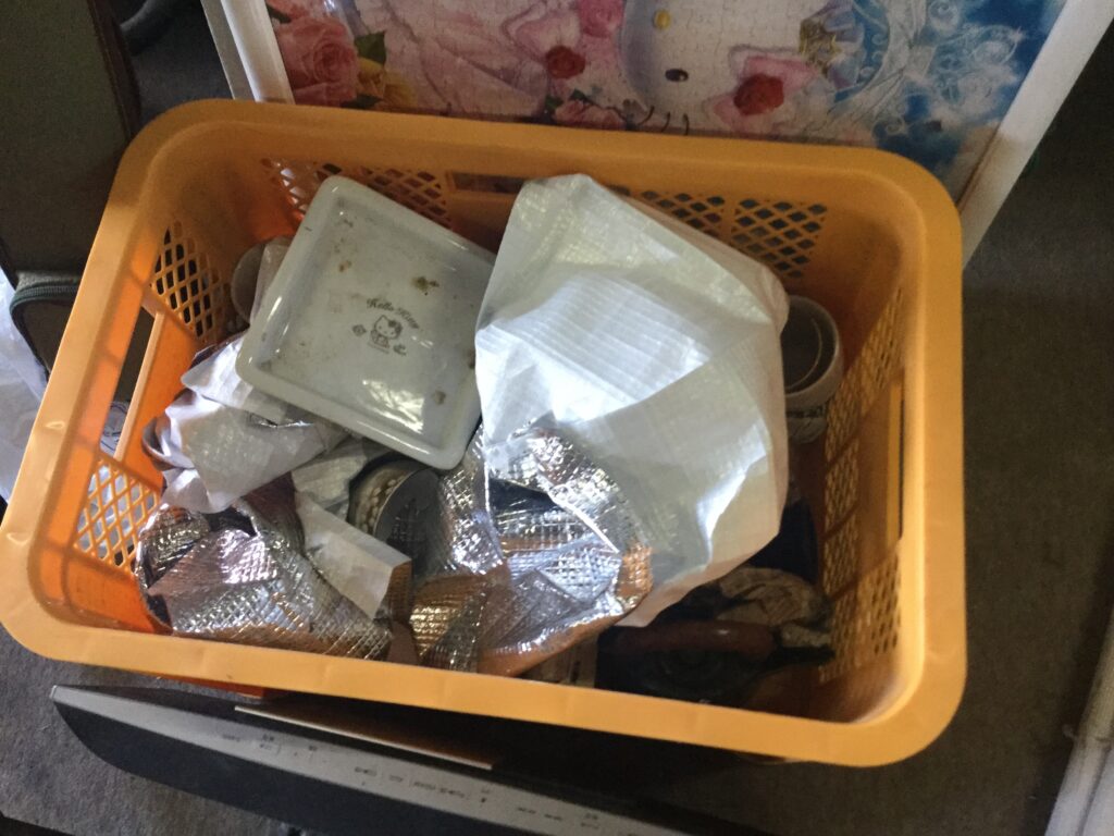 岡山市北区で不用品回収した食器類