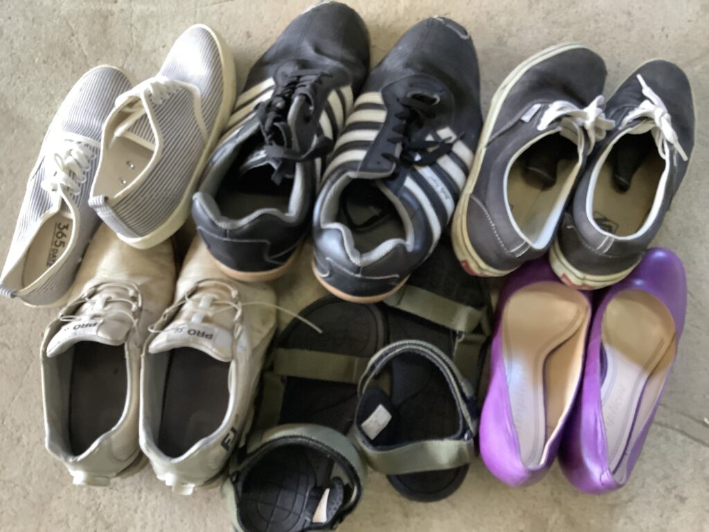 岡山市東区西大寺で回収した靴