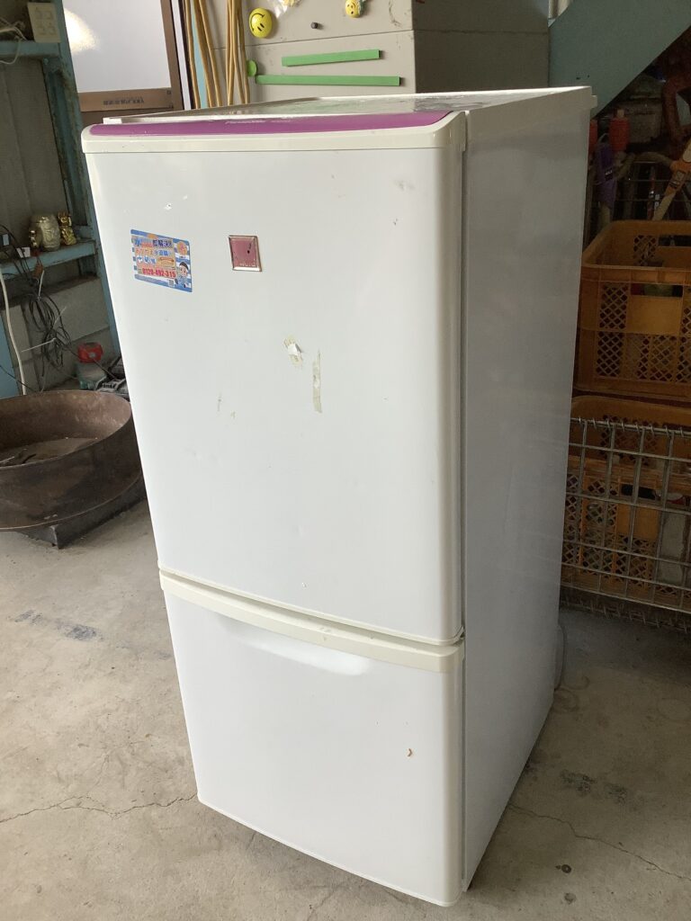 岡山市北区伊島町で回収した冷蔵庫