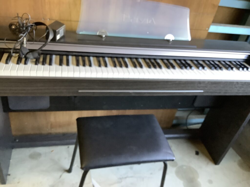 岡山市北区伊福町で回収した電子ピアノ