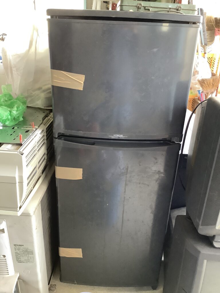岡山市南区泉田で回収した冷蔵庫