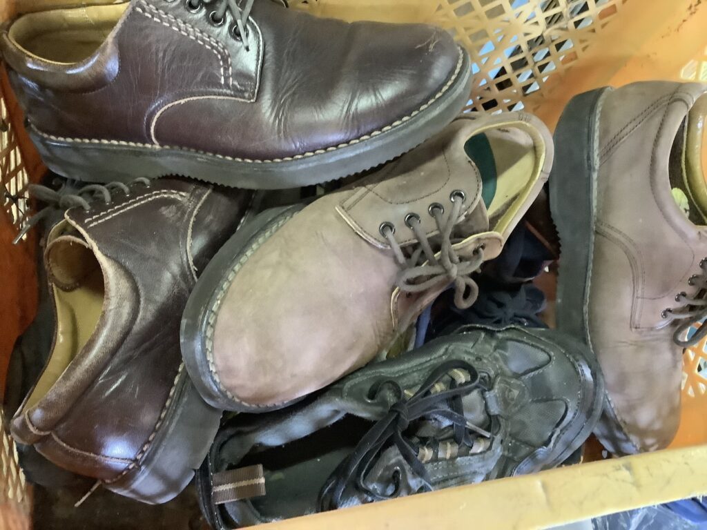 岡山市中区旭東町で回収した靴