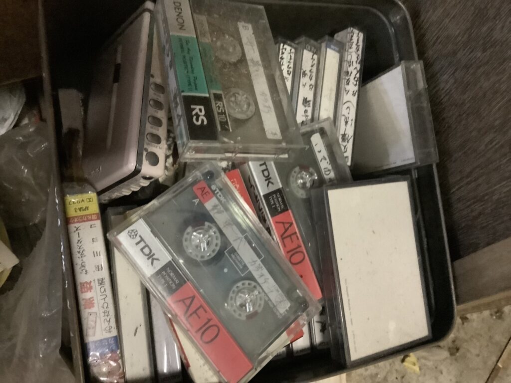 岡山市北区奥田本町で回収したカセットテープ