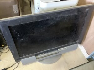 回収した液晶テレビ