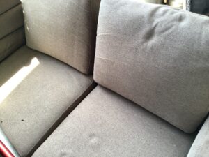 高梁市栄町で処分したソファー
