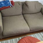 加賀郡吉備中央町で2人掛けソファーの回収から処分までさせて頂きました。