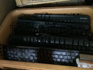 総社市でパソコンの回収から処分までさせて頂きました。