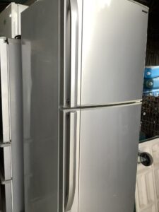 真庭市で冷蔵庫の引き取りから処分までさせて頂きました。
