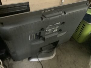 久米郡久米南町でテレビの処分をさせて頂きました。