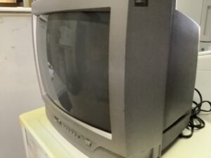 勝田郡勝央町でテレビの回収から処分までさせて頂きました。
