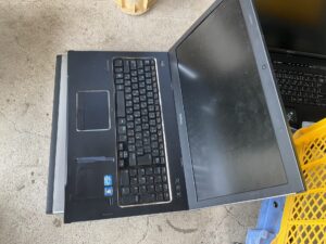 倉敷市玉島でパソコンの回収から処分までさせて頂きました。