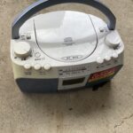 勝田郡勝央町でオーディオ機器のラジカセの回収から処分までさせて頂きました。