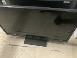 高梁市でテレビの引き取りから処分までさせて頂きました。