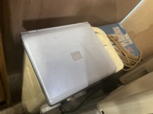岡山市北区でパソコンの引き取りから処分までさせて頂きました。