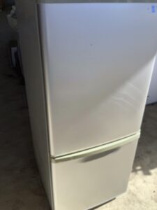 赤磐市で冷蔵庫の引き取りから処分までさせて頂きました。