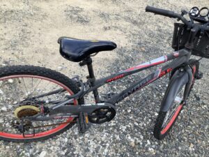 浅口郡里庄町で自転車の回収から処分までさせて頂きました。