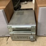 加賀郡吉備中央町でオーディオ機器のコンポの引き取りから処分までさせて頂きました。