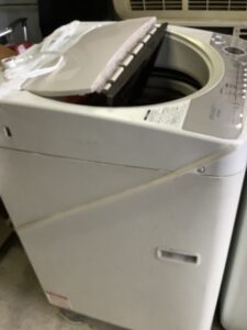 小田郡矢掛町で洗濯機の引き取りから処分までさせて頂きました。