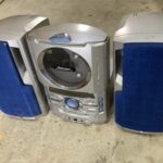 加賀郡吉備中央町でオーディオ機器のコンポの回収から処分までさせて頂きました。