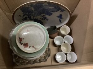 倉敷市笹沖で食器の引き取りから処分までさせて頂きました。