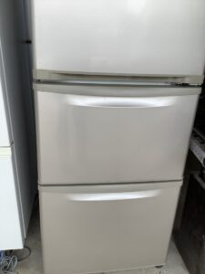 玉野市で冷蔵庫の引き取りから処分までさせて頂きました。