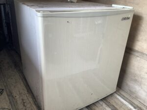 備前市日生町で冷蔵庫の引き取りから処分までさせて頂きました。