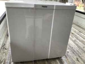 倉敷市玉島で冷蔵庫の引き取りから処分までさせて頂きました。