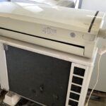 岡山市でエアコンの取り外しから処分までさせて頂きました。