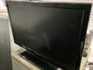 岡山市北区でテレビの引き取りから処分までさせて頂きました。