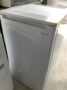 倉敷市児島で冷蔵庫の回収から処分までさせて頂きました。