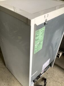 倉敷市児島で冷蔵庫の引き取りから処分までさせて頂きました。