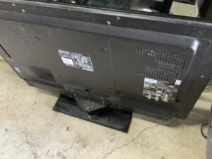 新見市でテレビの回収から処分までさせて頂きました。