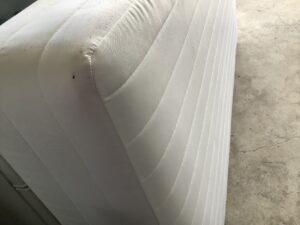 倉敷市でベッドの引き取りから処分までさせて頂きました。