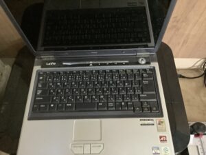 倉敷市でパソコンの引き取りから処分までさせて頂きました。