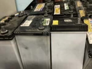 倉敷市でバッテリーの引き取りから処分までさせて頂きました。