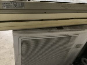 浅口郡里庄町でエアコンの取り外しから処分までさせて頂きました。