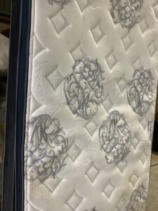 勝田郡奈義町で引き取り回収から処分までしたマットレス