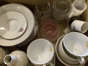 岡山市北区で引き取り回収から処分までした食器