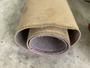 赤磐市下市で引き取り回収から処分までした不用品の絨毯