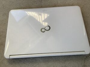 井原市井原町で引き取り回収から処分までしたノートパソコン