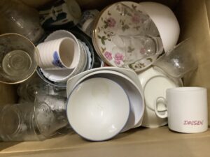 井原市井原町で引き取り回収から処分までした食器