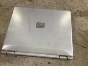 笠岡市二番町で引き取り回収から処分までしたノートパソコン