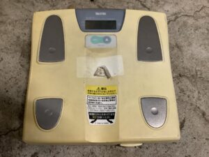 和気郡和気町で引き取り回収から処分までした不用品のヘルスメーター