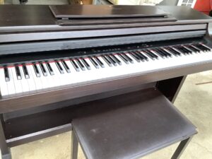久米郡久米南町で引き取り回収から処分までした電子ピアノ
